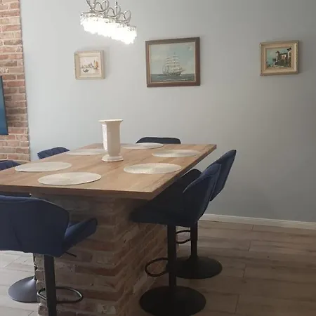 Happy A12 - Baseny & Kort Tenisowy, Plac Zabaw, Ochrona 24h Apartment Pobierowo