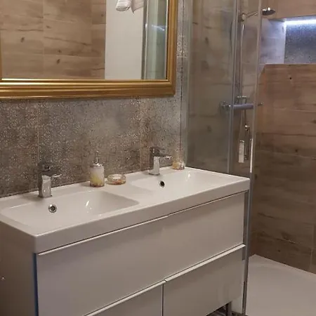 Happy A12 - Baseny & Kort Tenisowy, Plac Zabaw, Ochrona 24h * Pobierowo