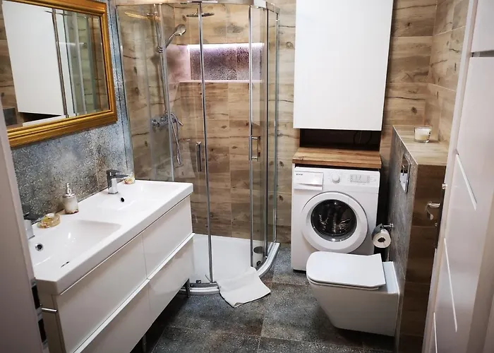 Happy A12 - Baseny & Kort Tenisowy, Plac Zabaw, Ochrona 24h Lejlighed Pobierowo