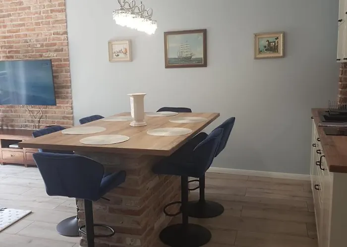 Happy A12 - Baseny & Kort Tenisowy, Plac Zabaw, Ochrona 24h Lejlighed Pobierowo