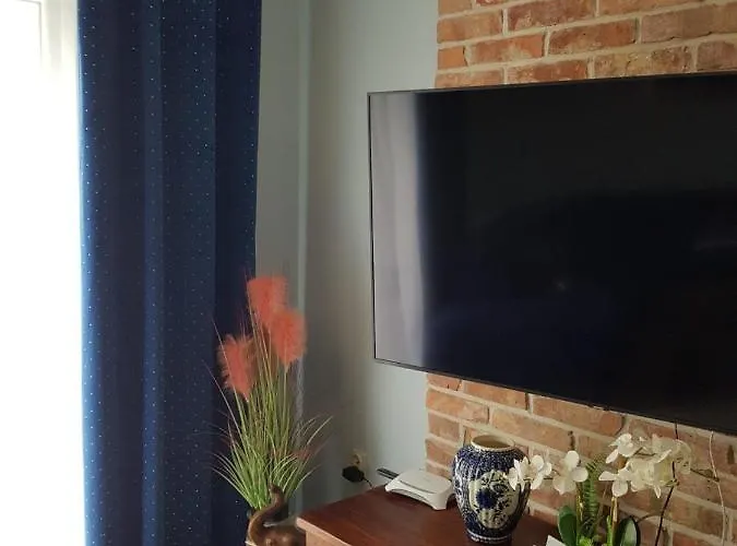 Happy A12 - Baseny & Kort Tenisowy, Plac Zabaw, Ochrona 24h Lejlighed